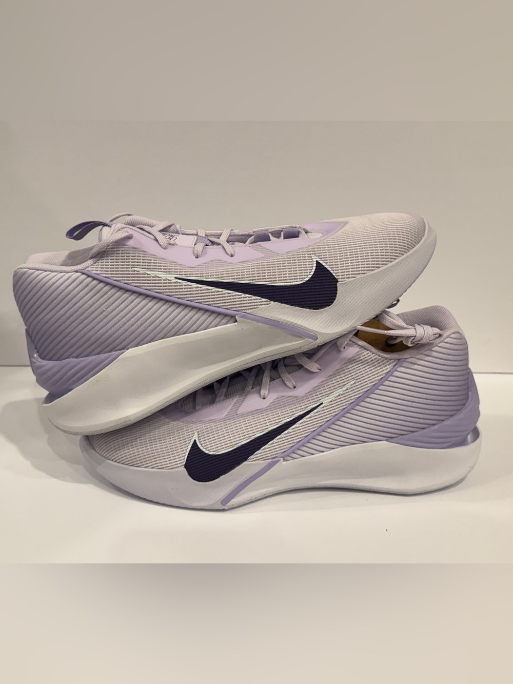 Nike Men’s GT Jump Academy Athletic Shoes - Lavender